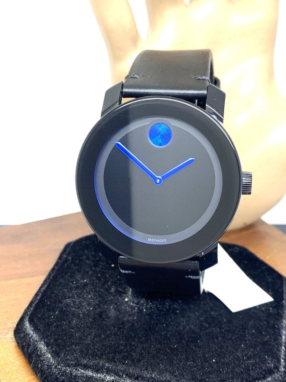 Movado Men's Watch 3600307 Bold Black Blue Dial Swiss Quartz Leather Band 42mm